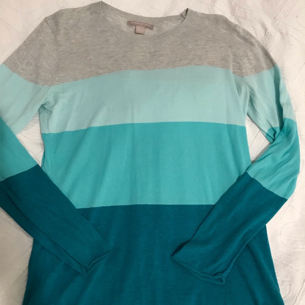 Banana Republic sweater